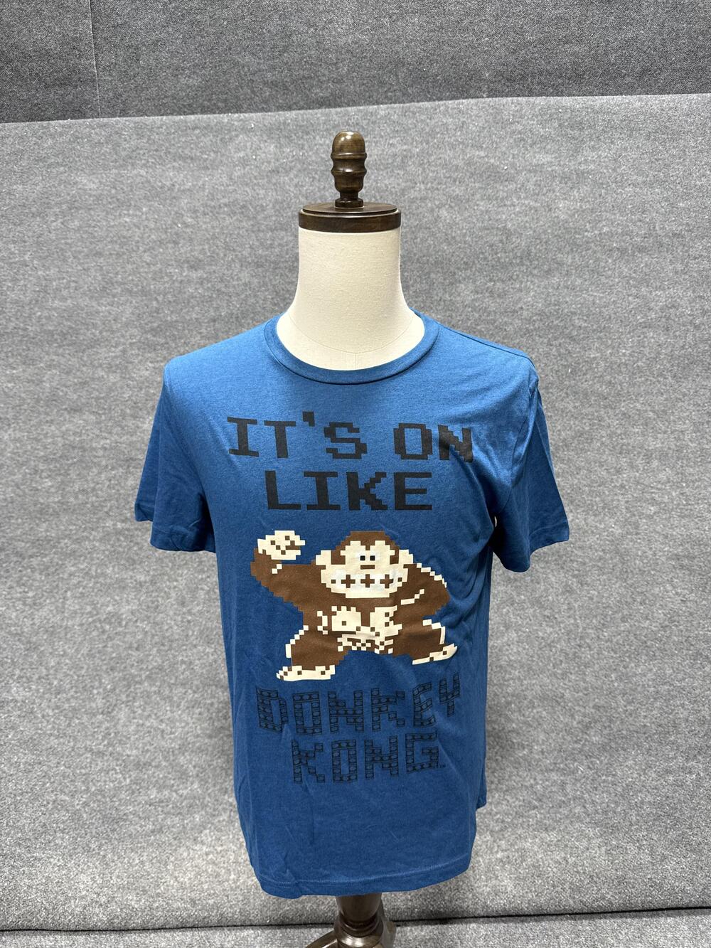 Donkey Kong Shirt Mens Large Blue It's On Like Graphic T-Shirt Tee Nintendo